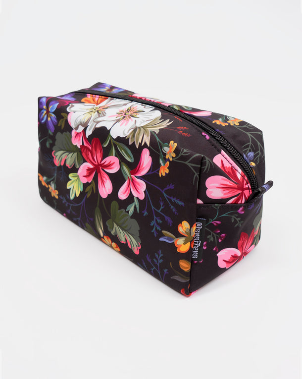 Anna Victorian Toiletry Bag