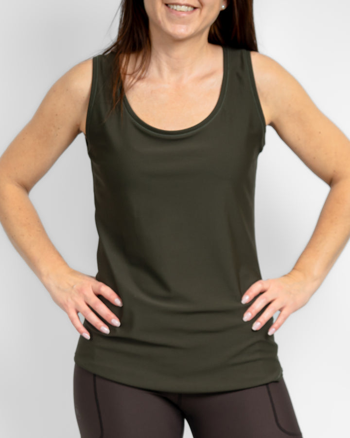Vigga Fitted Deep Olive Top